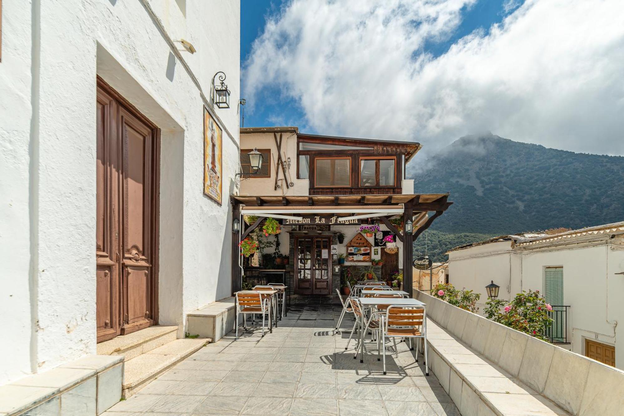 Hotel La Fragua I Тревелес Экстерьер фото