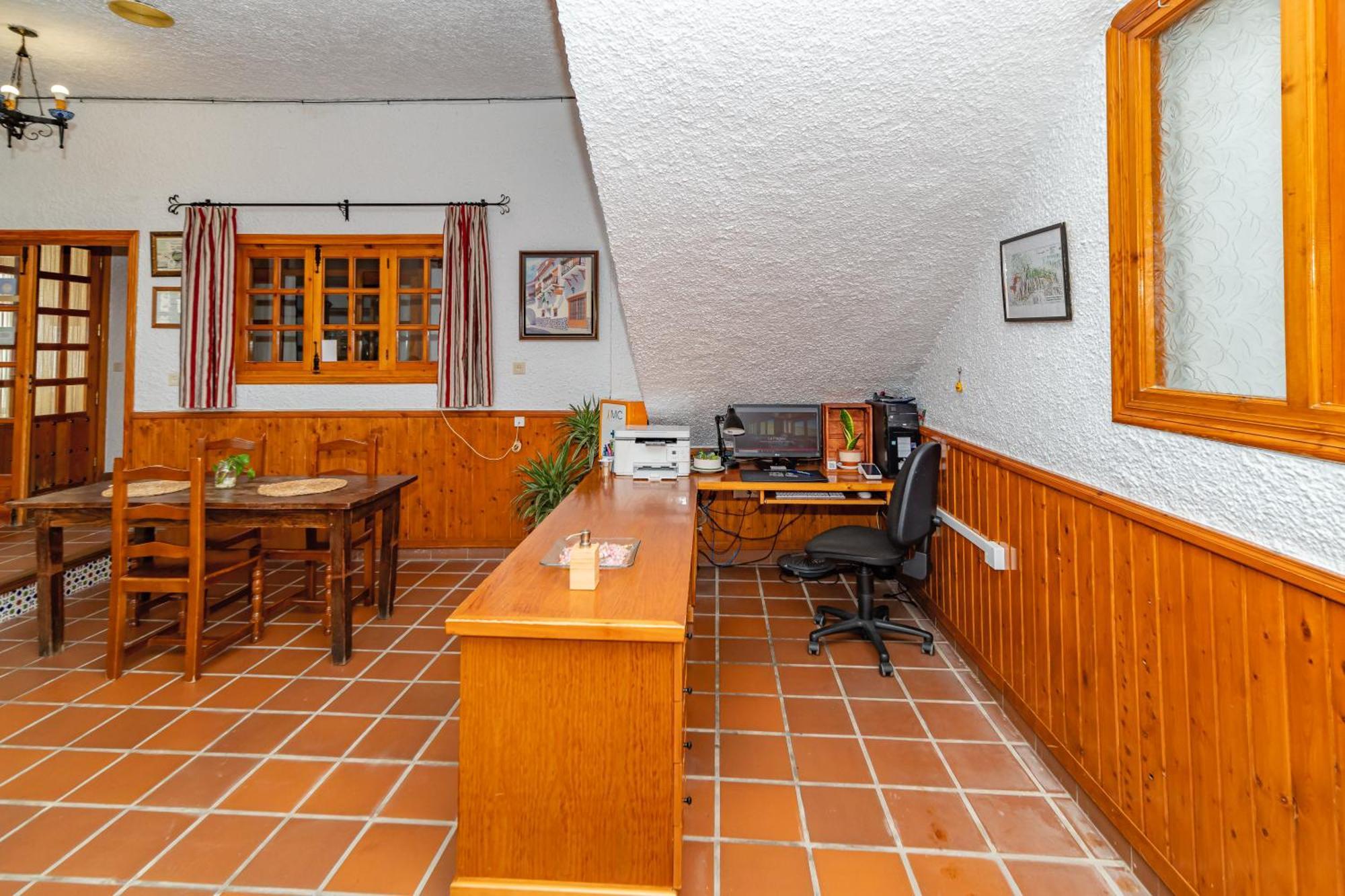 Hotel La Fragua I Тревелес Экстерьер фото