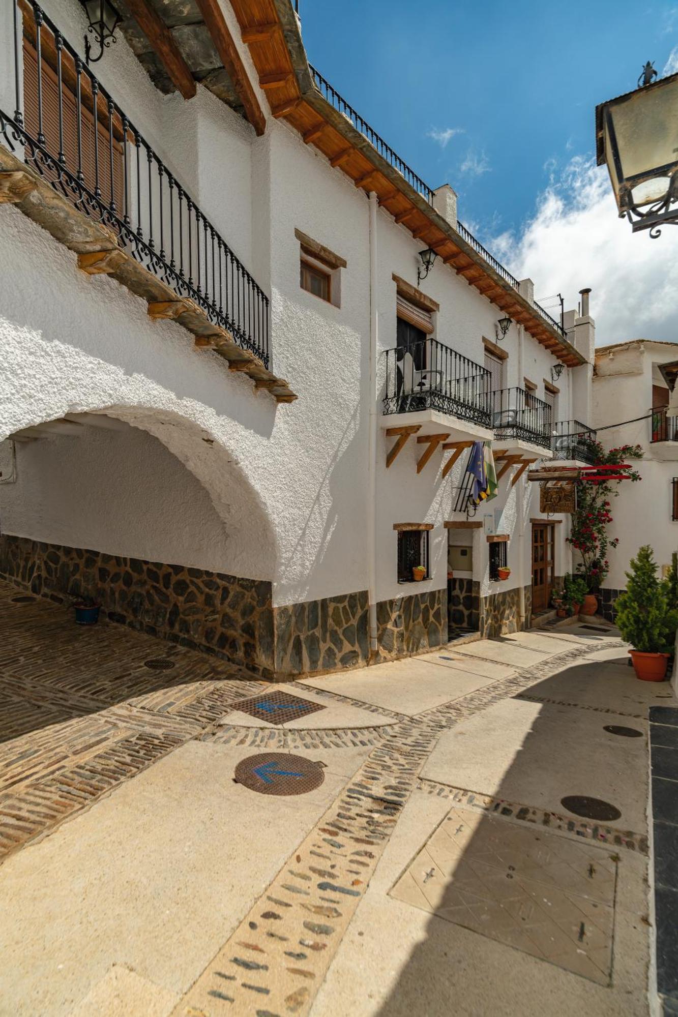 Hotel La Fragua I Тревелес Экстерьер фото