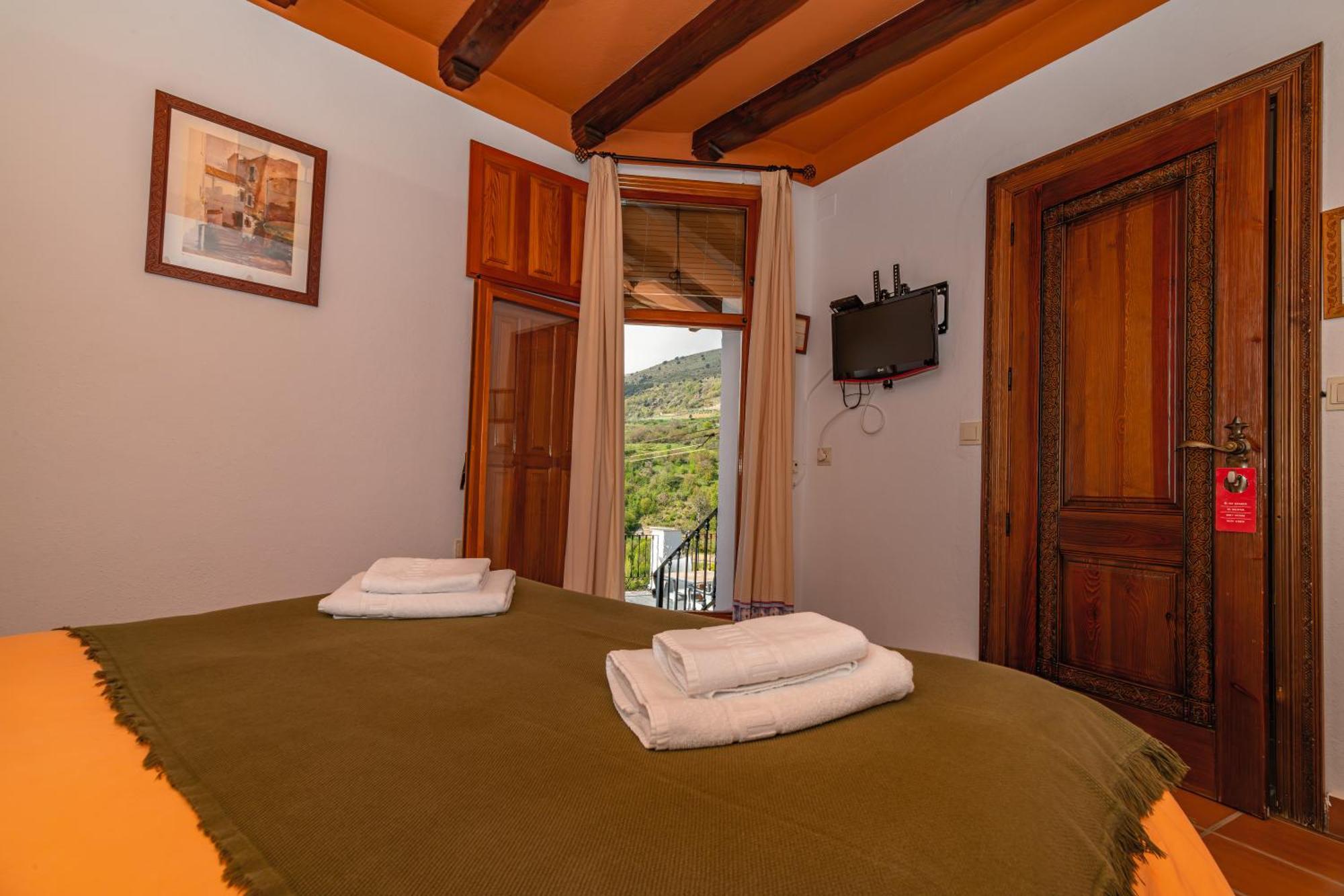 Hotel La Fragua I Тревелес Экстерьер фото
